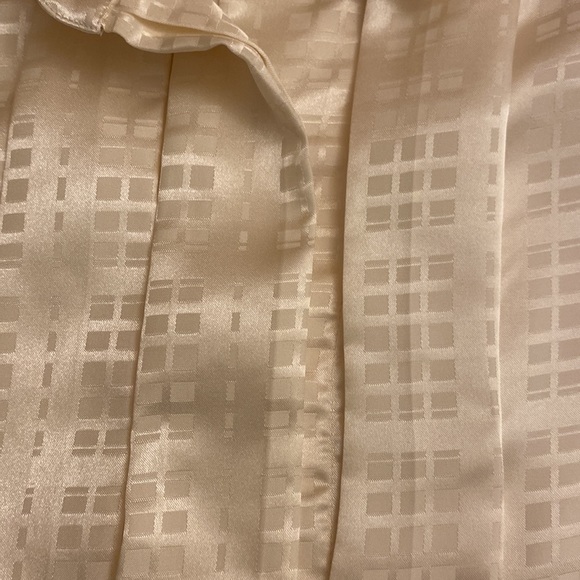 Vintage Joan Harper Women’s Blouse 12 Long Sleeve Button Up Shoulder Pads Ivory - Picture 6 of 9